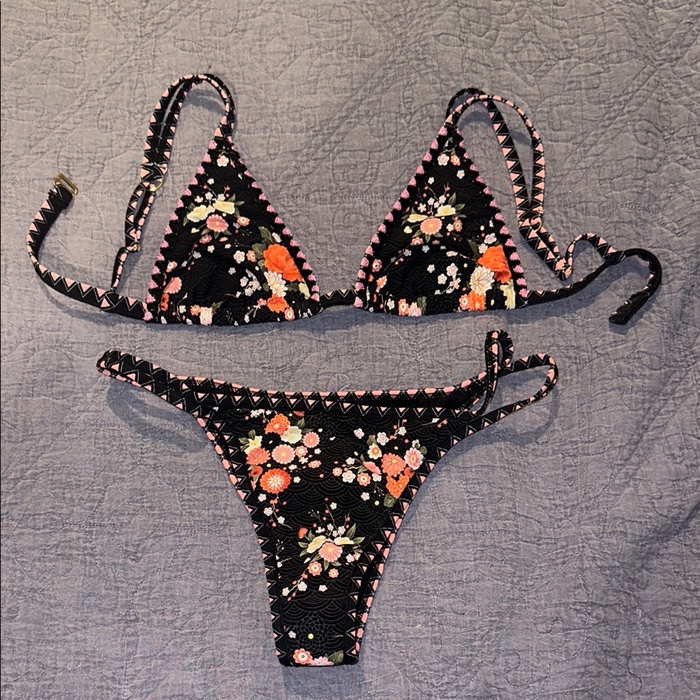 Bydee: Floral Bikini Set with Pink Accents